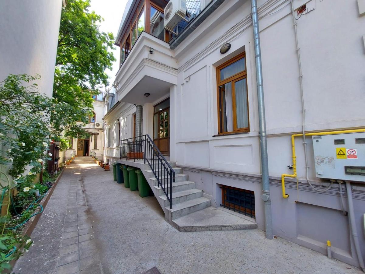 Happy Accomodation Bucharest Exterior photo
